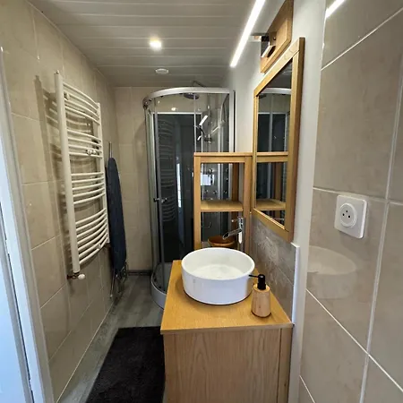 Petit Nid Pour 4 Personnes-hyper Centre Niort