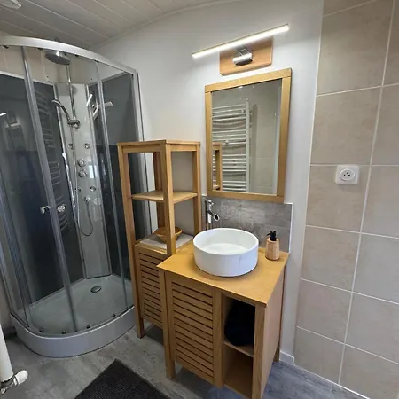 Petit Nid Pour 4 Personnes-hyper Centre Appartamento *